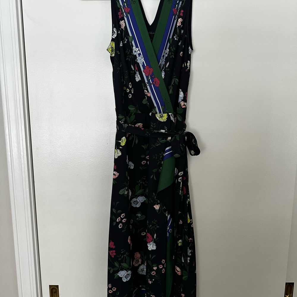 Ann Taylor Navy Floral Sleeveless V-Neck Maxi Dress sz 2